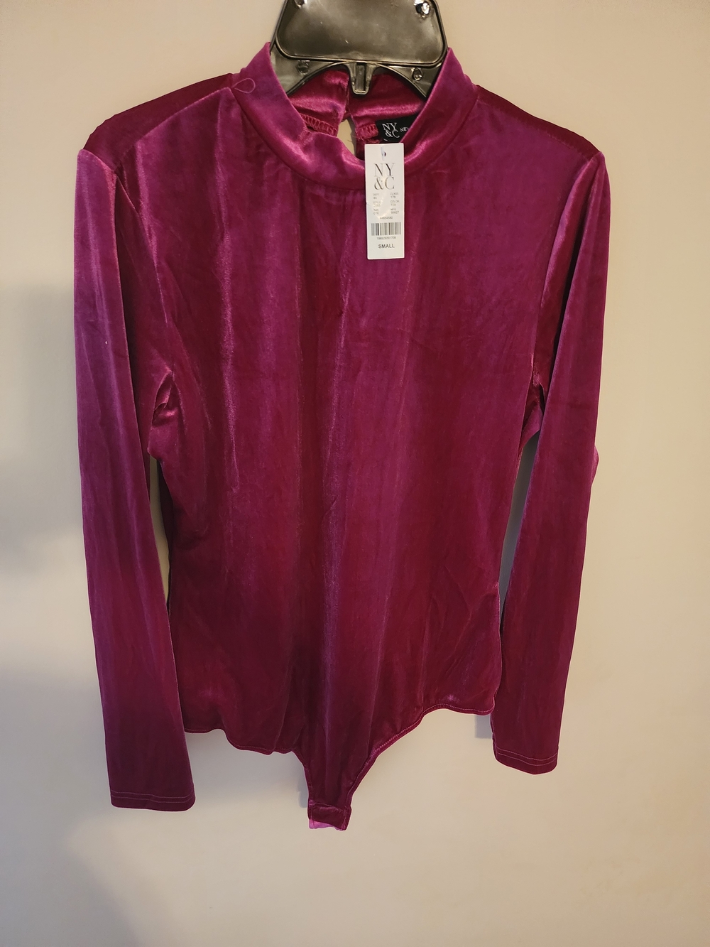 New York & Company Magenta Velvet Long-Sleeve Mock Neck Bodysuit